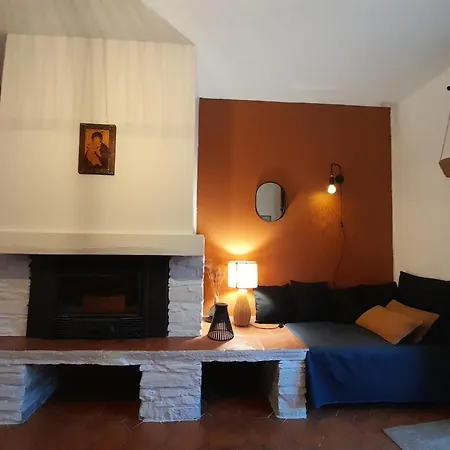 Les Violettes Holiday home